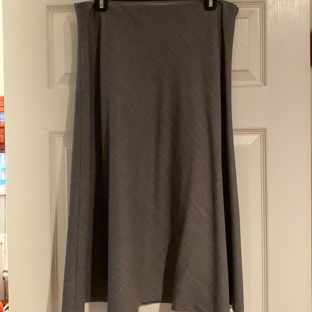 Club Monaco grayy A-Line skirt with side zipper